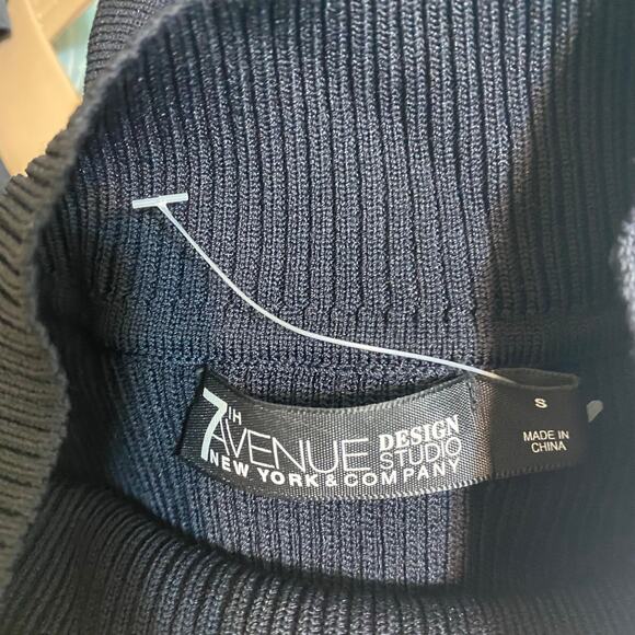 New York & Co 7th Avenue Design Studio Black High Neck Sequined Ruffle Glam Sz S - Picture 4 of 5